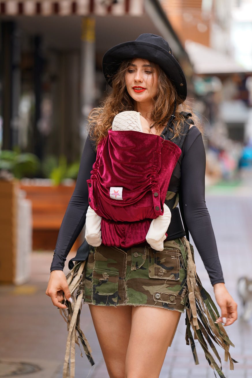 Portabebé Flip Rubí suave y aterciopelado - KOKADI