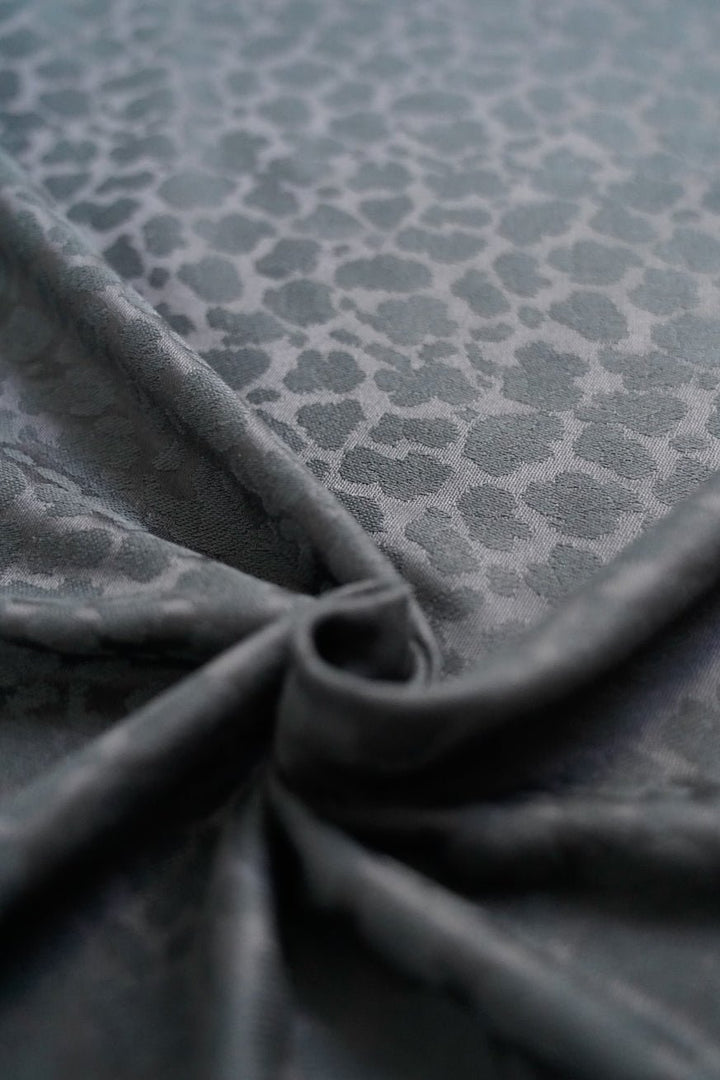 Portabebé Flip X Safari Belleza Negra - KOKADI