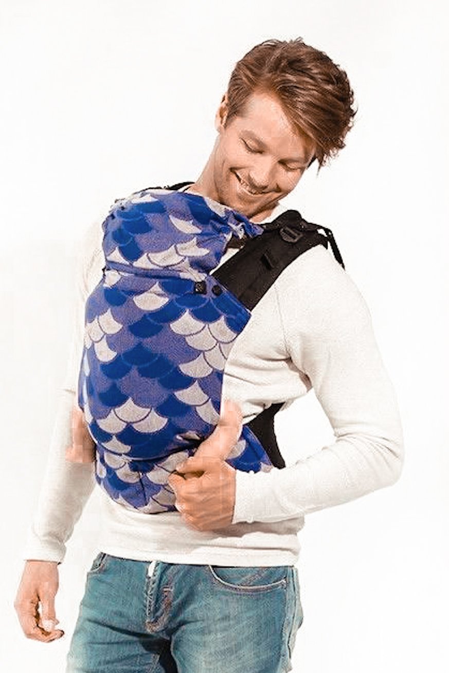 Baby Carrier Flip Moonlight Scales