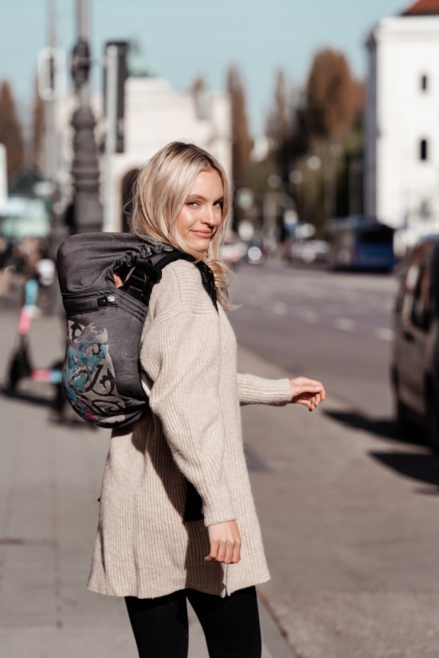 Babytrage Onbu Löwin Alexandra - KOKADI